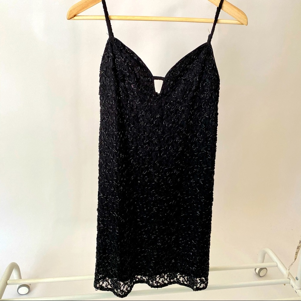DRESS 🌿 KAREN MILLEN 🌿 WOMEN 🌿 BLACK BEADED